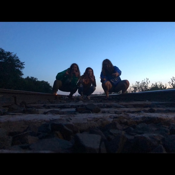 Meet your Posher, Kyra - Picture 1 of 1